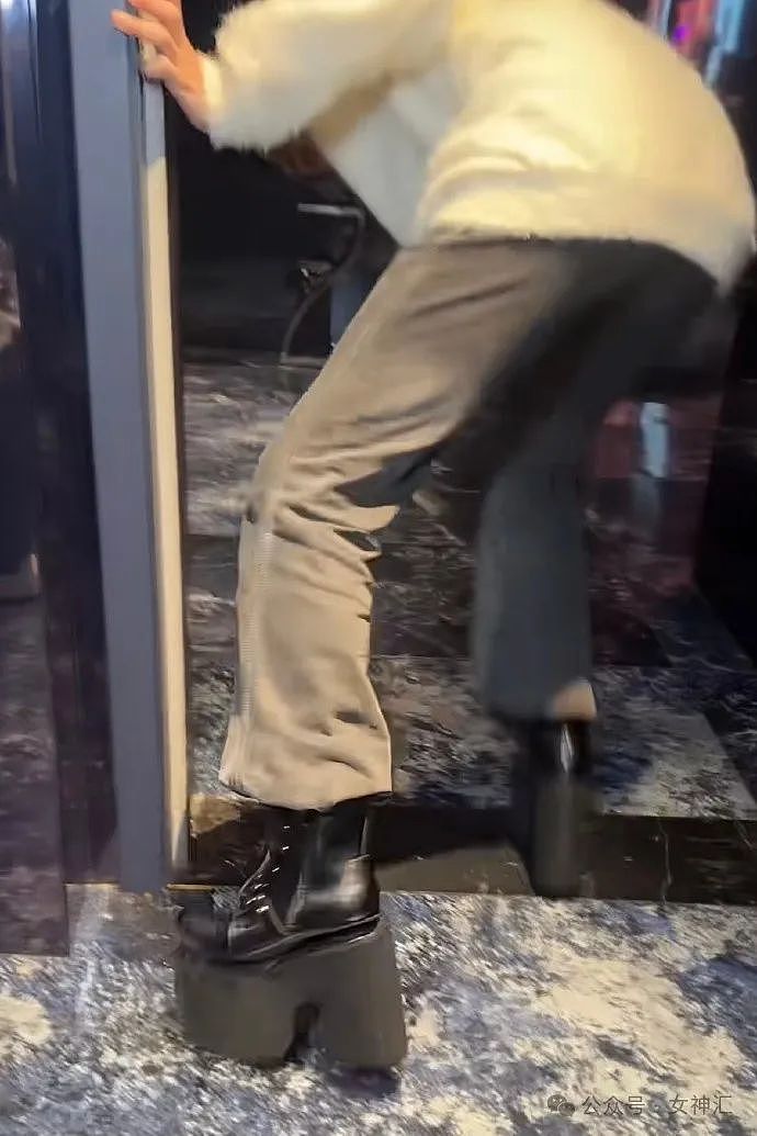 【爆笑】相亲男第一次和我见面，穿着12cm的高跟鞋？网友笑疯：这是算踩高跷么（组图） - 1