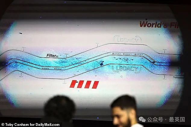 17岁少年斥资$150万办“全球首届精子赛跑”!网友惊叹太离谱(组图) - 6