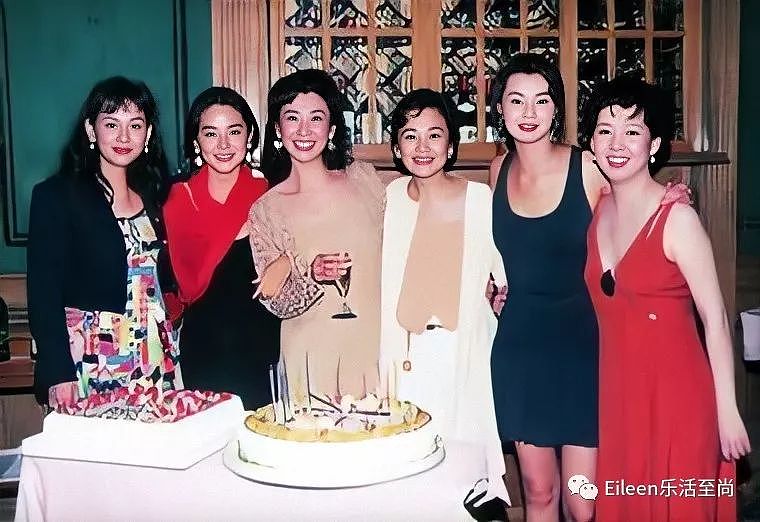 被渣35年又再同台？前夫走低顶级女大佬却为何比女神闺蜜还美？（组图） - 46