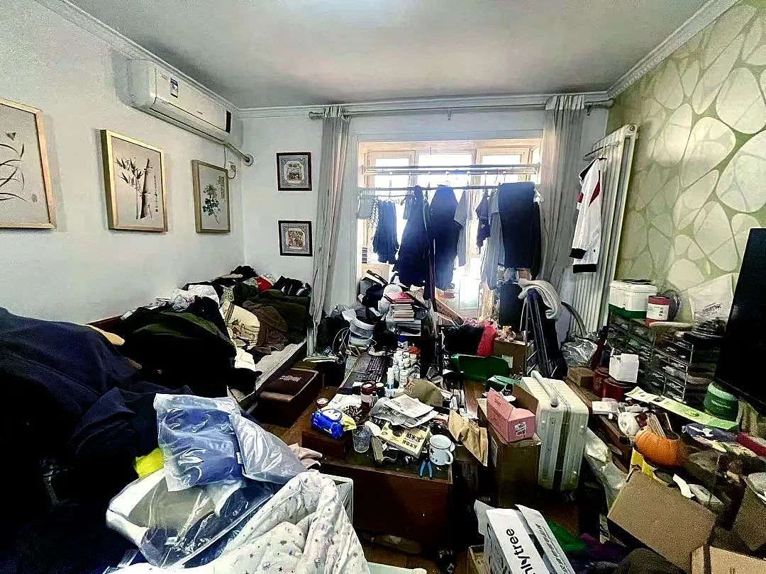 跪在蟑螂屋里叠衣服，我挣到了100万（组图） - 2