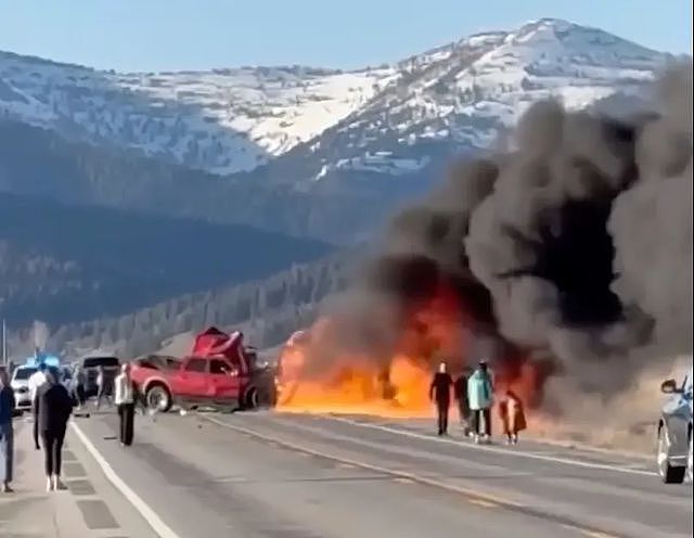 华人旅行团在美国黄石公园惨遇车祸！7人死亡，烈火浓烟派直升机（组图） - 1