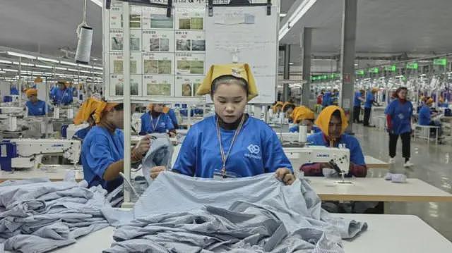 特朗普“解放日”关税满月,中国出口商们的“众生相”(组图) - 1