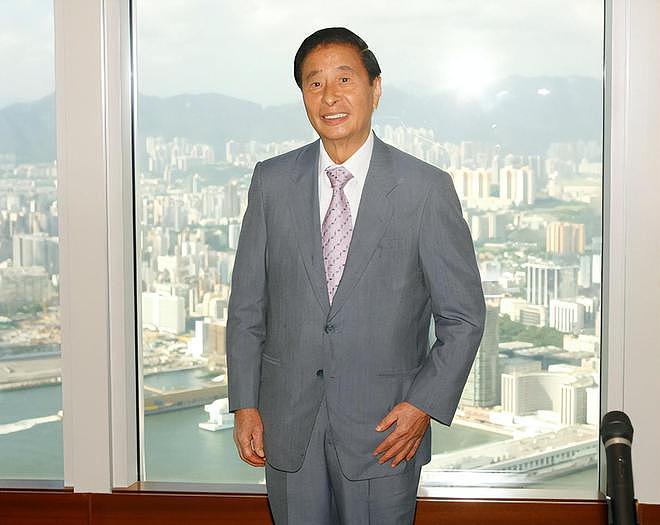 徐子淇写信悼念李兆基称其为父亲：您是恐龙老爷，在世上已经绝种（组图） - 1