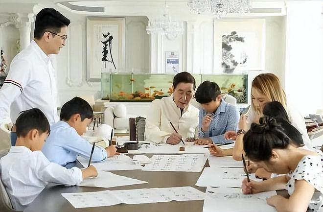 徐子淇写信悼念李兆基称其为父亲：您是恐龙老爷，在世上已经绝种（组图） - 7