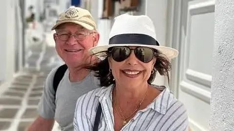 英国Airbnb富婆房东惨死法国！白天一起品酒的“闺蜜”，深夜为何刺她8刀？（组图） - 6