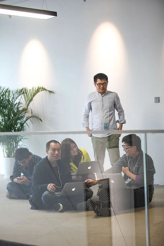 年轻人涌入“中国硅谷”：补贴百万，8分钟到账（组图） - 29