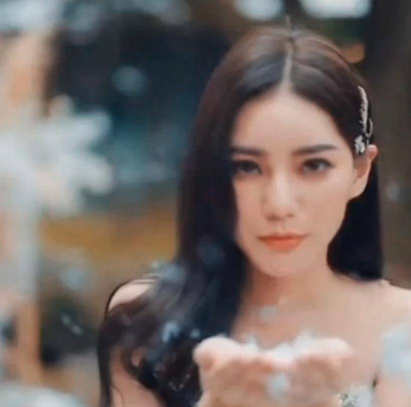 汪小菲妻子风波发酵,紧急关评论!张颖颖:天道好轮回,苍天饶过谁(组图) - 1