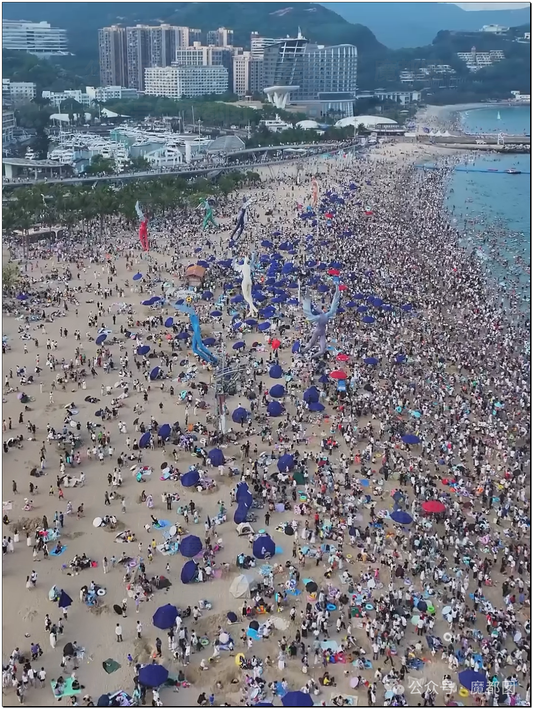 五一假期末尾更疯狂!国内景区人流量再攀高峰,心肝脾肺肾都挤出来(视频/组图) - 3