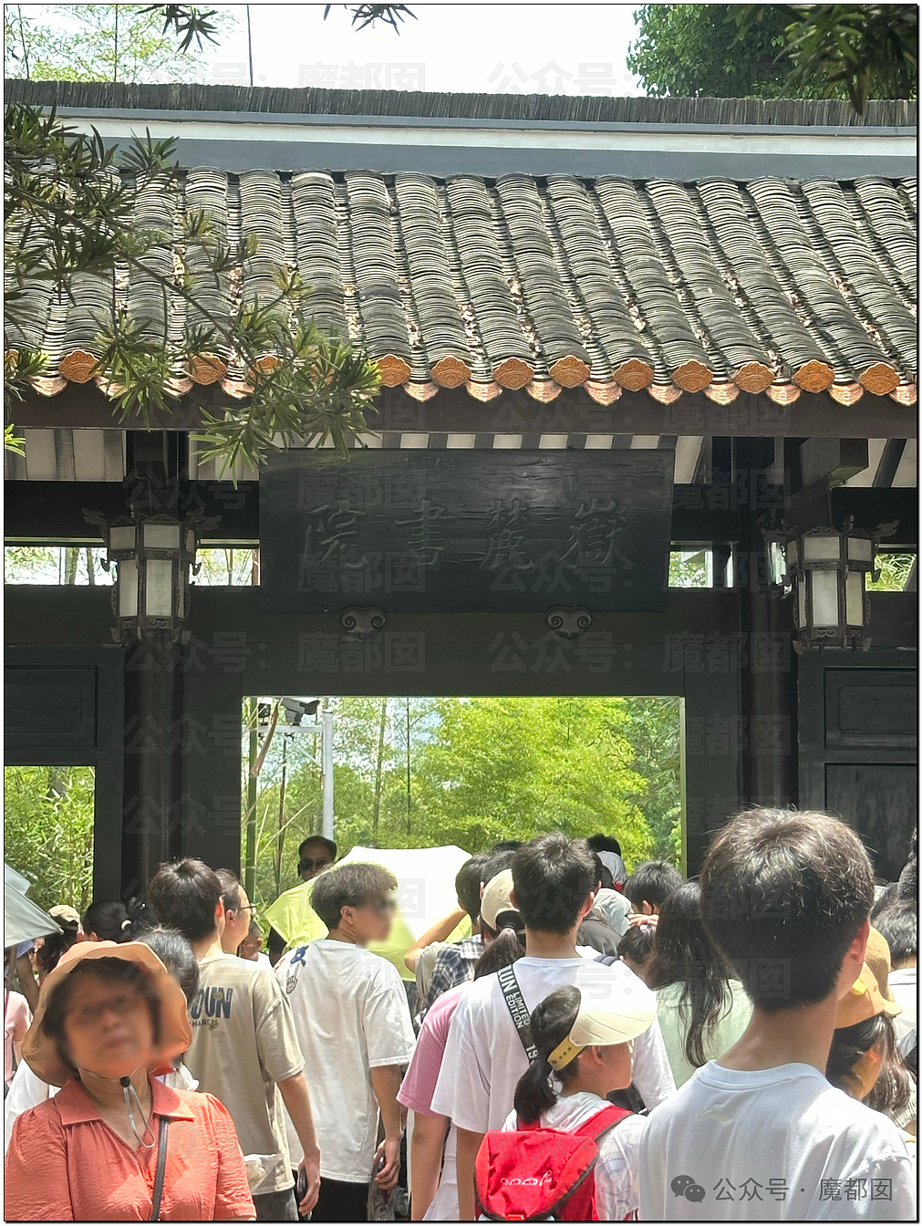 五一假期末尾更疯狂!国内景区人流量再攀高峰,心肝脾肺肾都挤出来(视频/组图) - 71