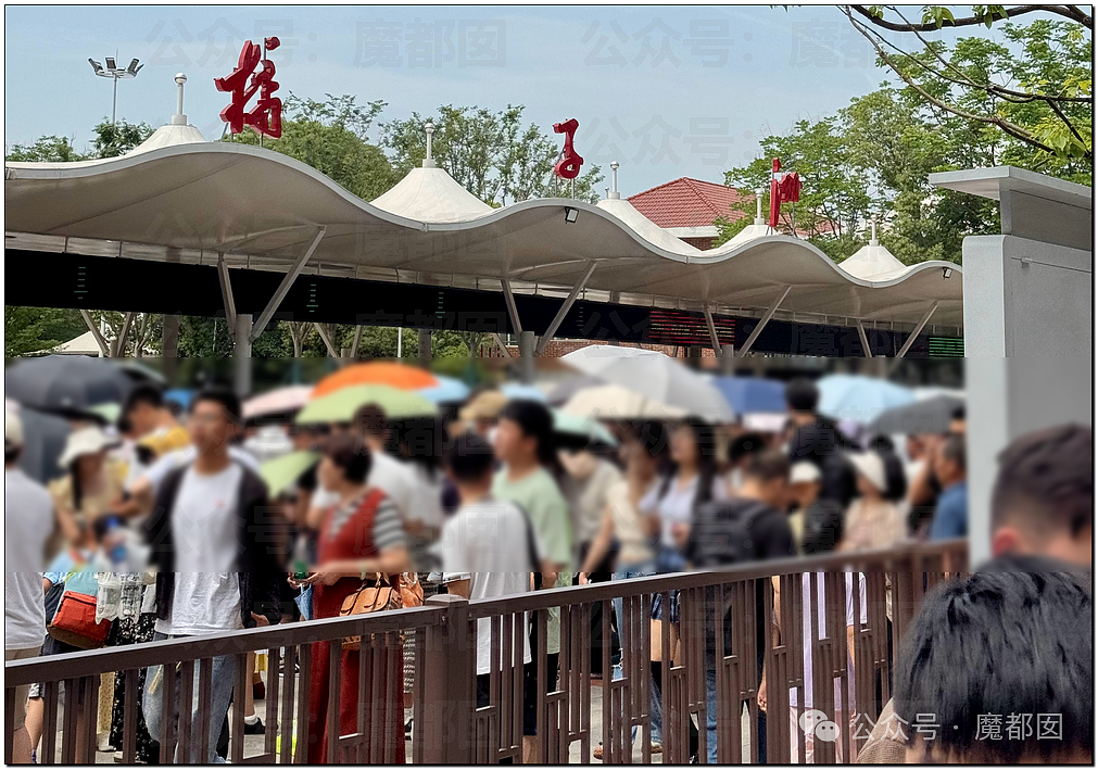 五一假期末尾更疯狂!国内景区人流量再攀高峰,心肝脾肺肾都挤出来(视频/组图) - 72