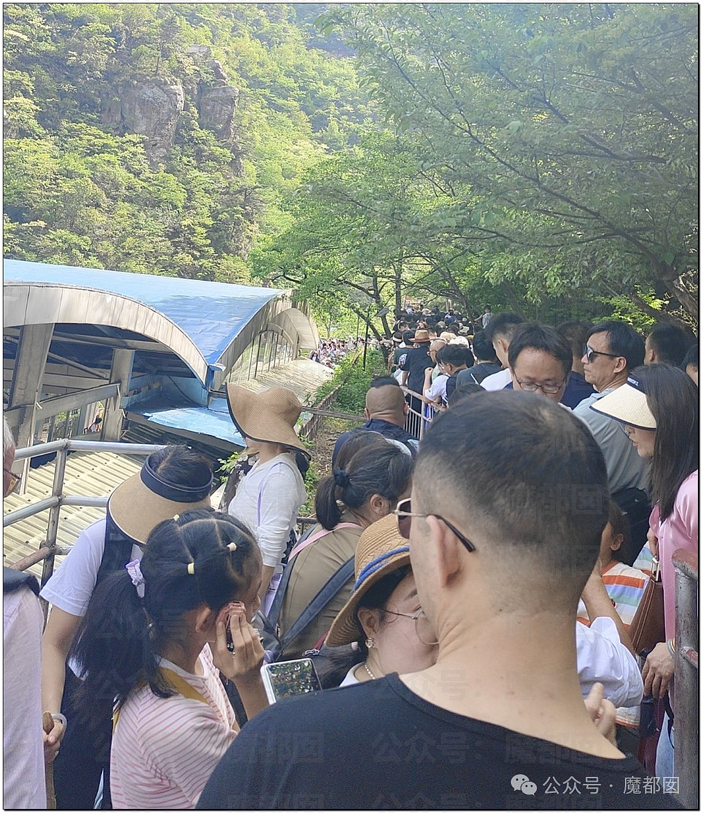 五一假期末尾更疯狂!国内景区人流量再攀高峰,心肝脾肺肾都挤出来(视频/组图) - 90