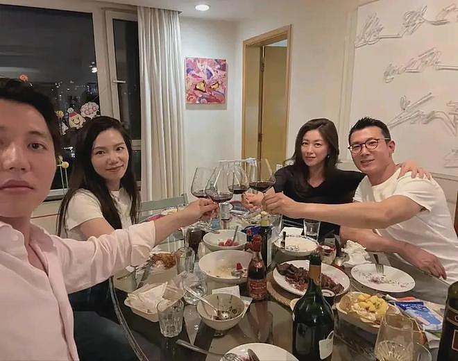 明星过五一：黄晓明家人探班，李小璐贾乃亮带娃出游，戚薇飞日本（组图） - 19