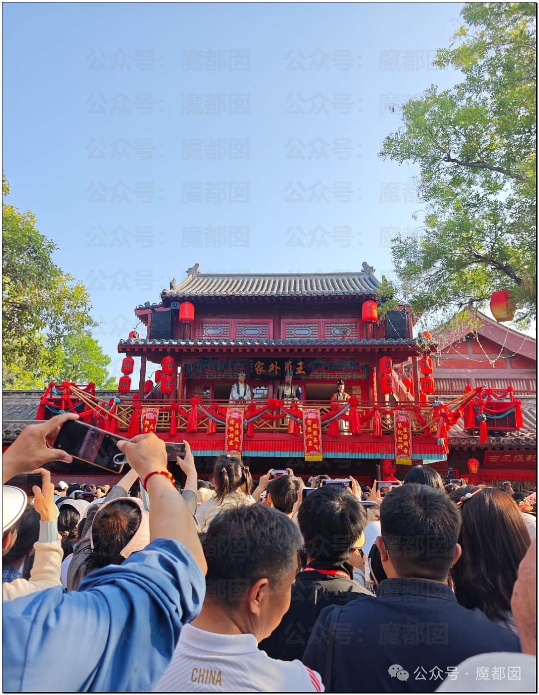 五一假期末尾更疯狂!国内景区人流量再攀高峰,心肝脾肺肾都挤出来(视频/组图) - 63