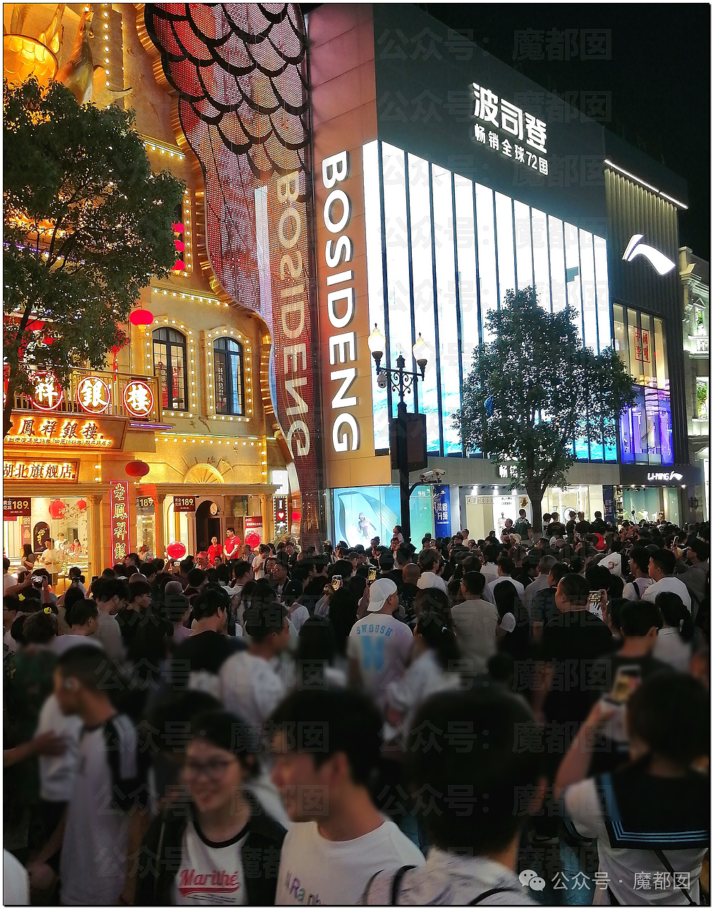 五一假期末尾更疯狂!国内景区人流量再攀高峰,心肝脾肺肾都挤出来(视频/组图) - 68