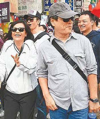 诞私生子震惊全城？与已婚男三人行当街调情，做恶婆婆遭报应儿子患怪病，新婚4个月被老公赶出家门？（组图） - 33