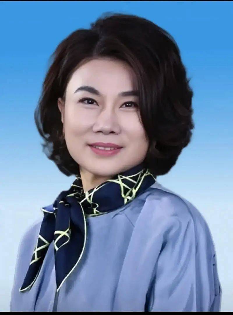 董明珠：有人有点钱就搞小三小四，还有精力搞好企业才叫怪！（组图） - 4