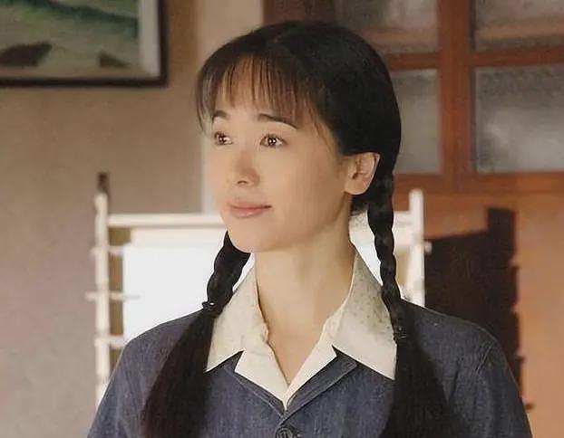 人前正经人后疯狂，靠美貌同多个男人传绯闻，左小青嫁入豪门终成空（组图） - 18