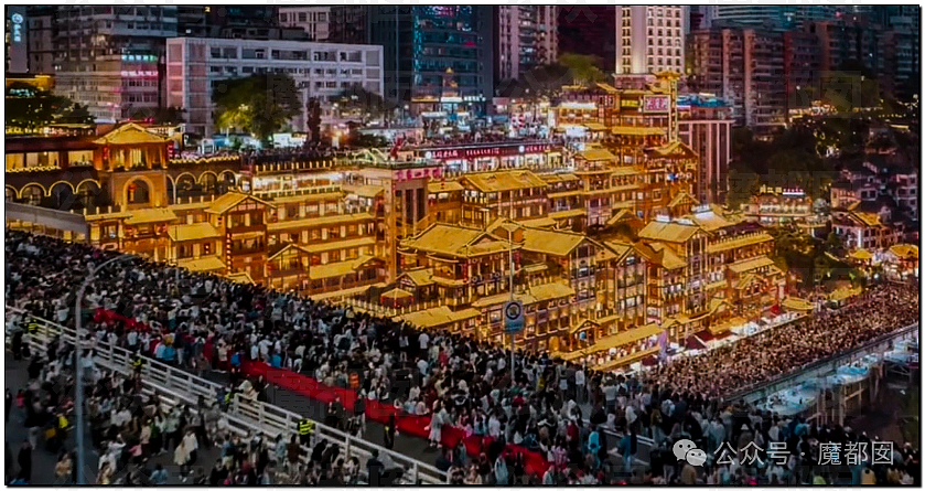 五一假期末尾更疯狂!国内景区人流量再攀高峰,心肝脾肺肾都挤出来(视频/组图) - 14