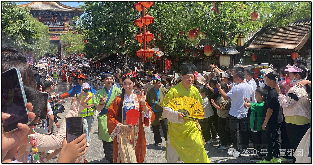 五一假期末尾更疯狂!国内景区人流量再攀高峰,心肝脾肺肾都挤出来(视频/组图) - 62