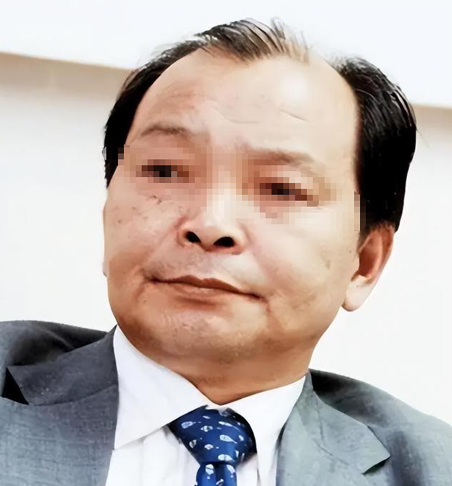 震惊!上海一顿饭造90万,败尽103亿家业,这对父子是怎么做到的?(组图) - 1