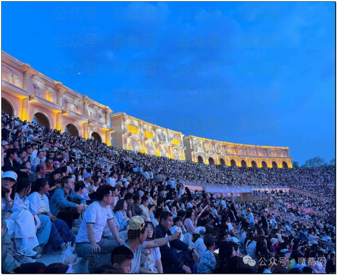 五一假期末尾更疯狂!国内景区人流量再攀高峰,心肝脾肺肾都挤出来(视频/组图) - 9