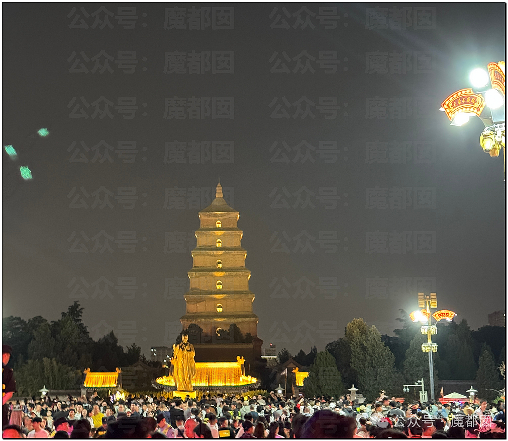 五一假期末尾更疯狂!国内景区人流量再攀高峰,心肝脾肺肾都挤出来(视频/组图) - 55