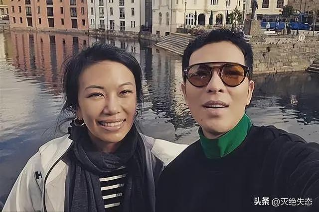 萧敬腾说“和51岁妻子在一起很恶心”，话一出口，网友都坐不住了（组图） - 24