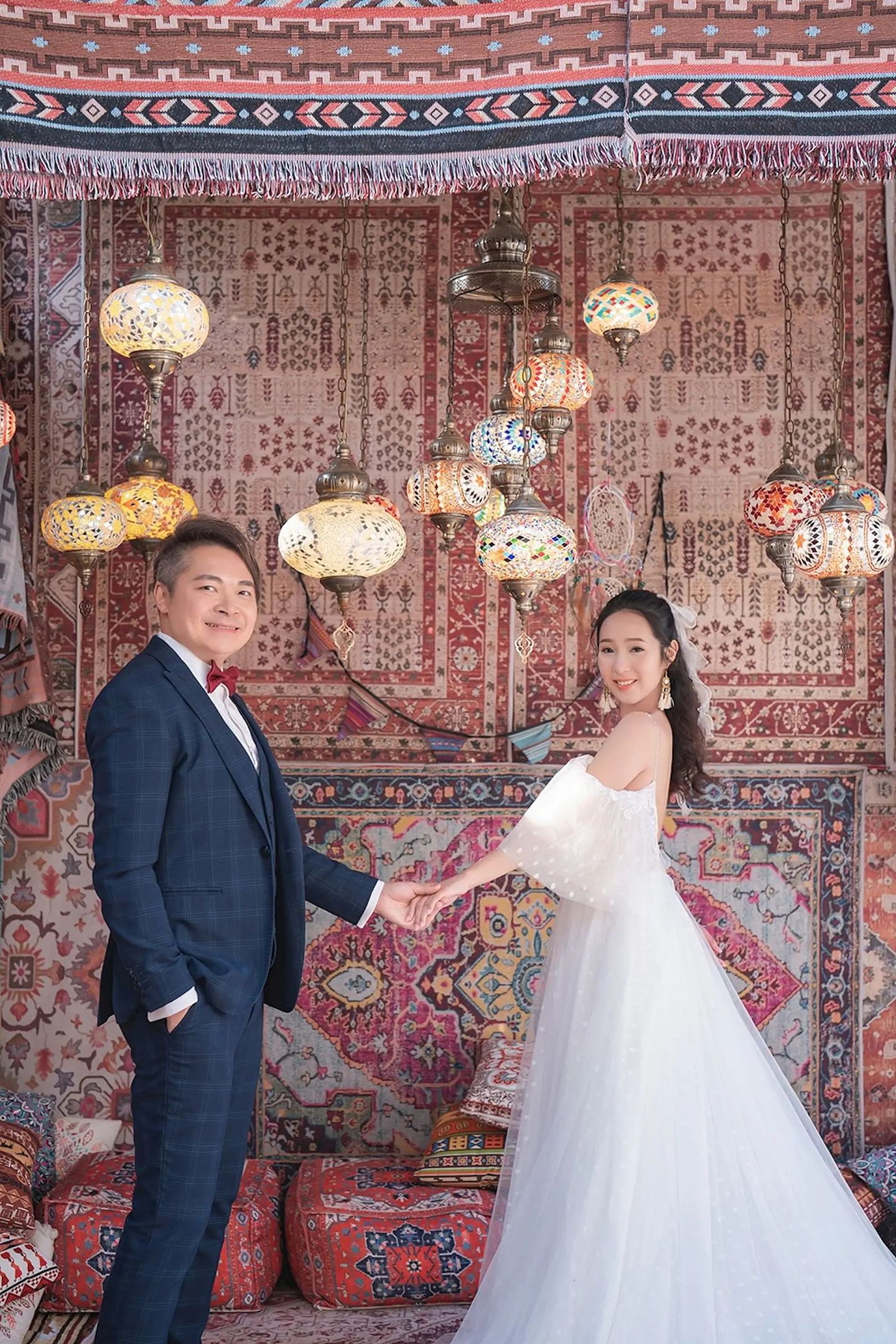 诞私生子震惊全城？与已婚男三人行当街调情，做恶婆婆遭报应儿子患怪病，新婚4个月被老公赶出家门？（组图） - 7