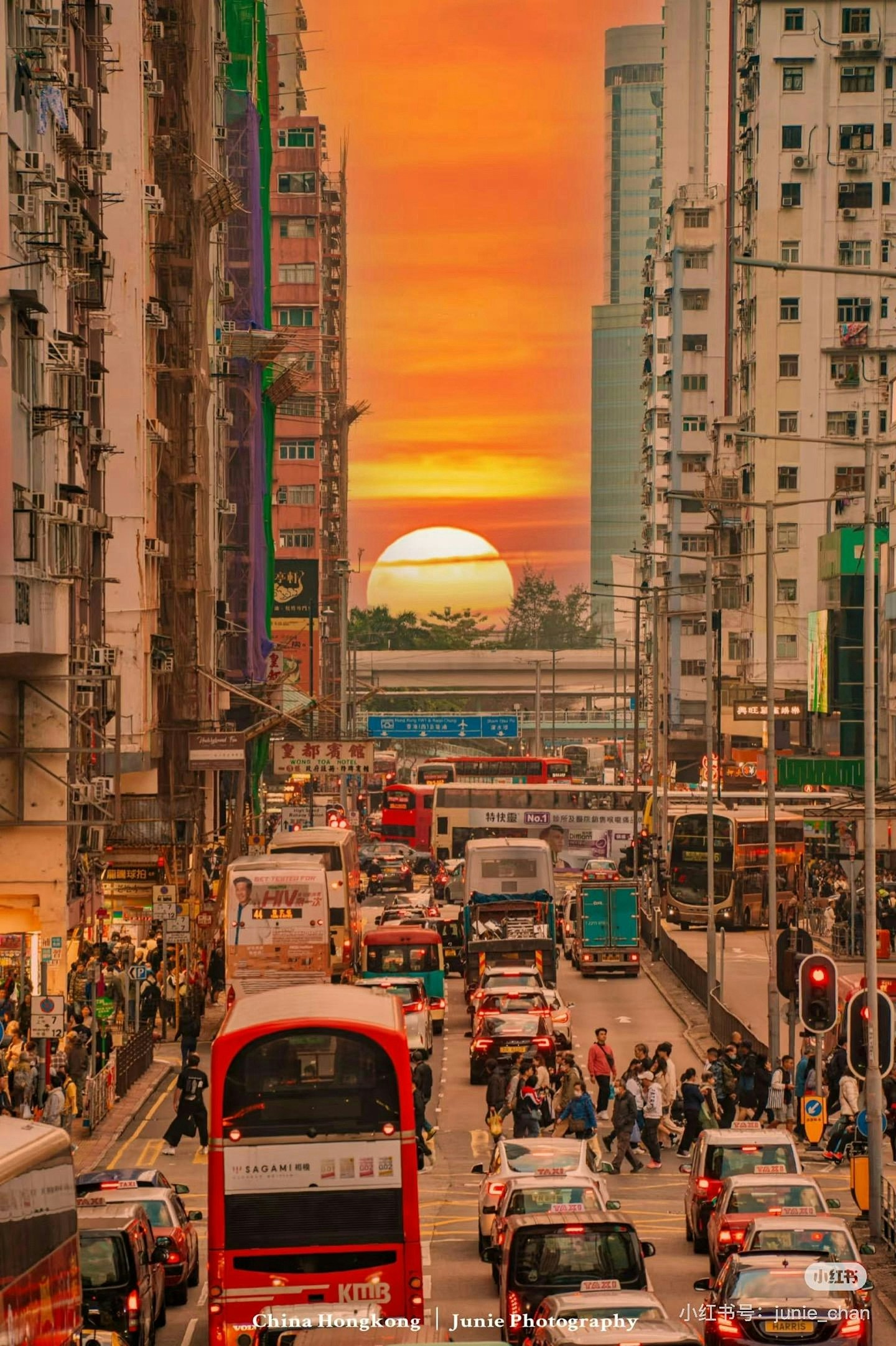 内地客穷游？去食店拒达最低消费：我们不服！1招摆烂店方惨了（组图） - 3
