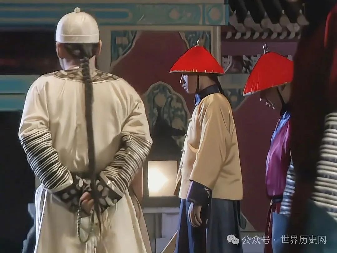 皇帝身边的侍卫为何不用像太监那样净身,宫中女子那么多,皇上难度不怕戴绿帽?(组图) - 2