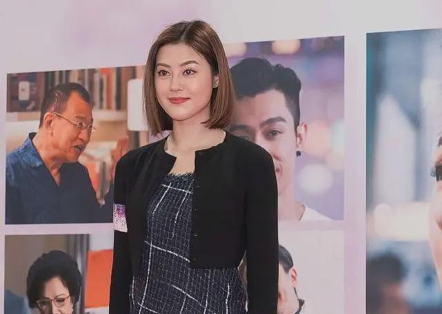 TVB前女星在东莞打工求生,拍短视频秀大长腿,被指擦边博取关注(组图) - 8