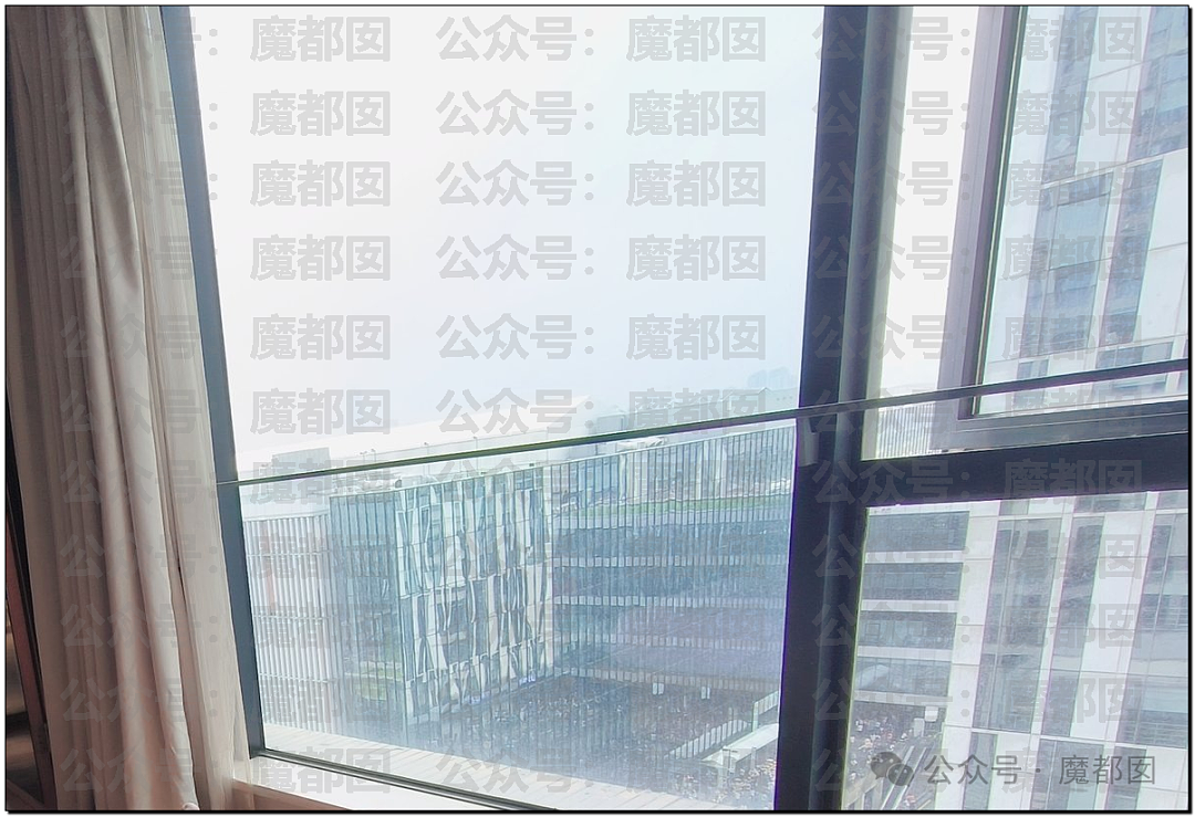 热搜第一!西安夜空不明物是什么?萤火虫漫展场外事件全解析(视频/组图) - 42