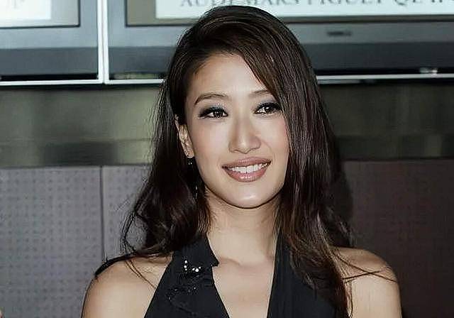 恭喜!香港知名女星宣布怀孕,大女儿生父成谜(组图) - 10