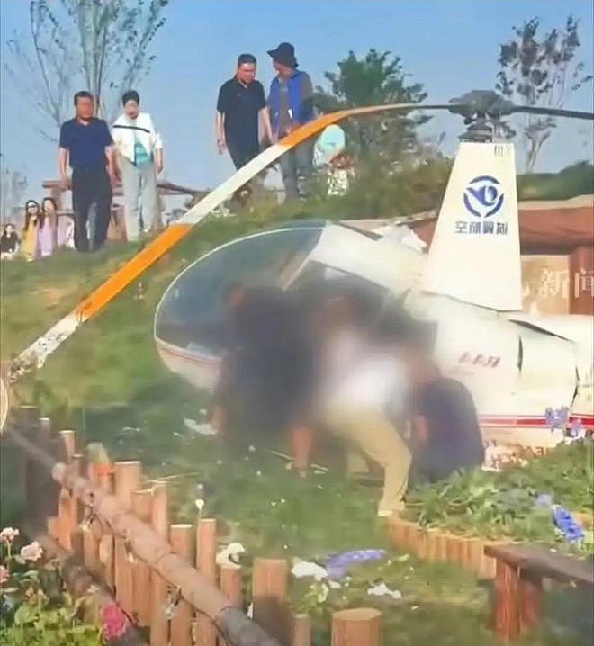 景区开业仅8天,直升机突然坠落致1死4伤(视频/组图) - 2