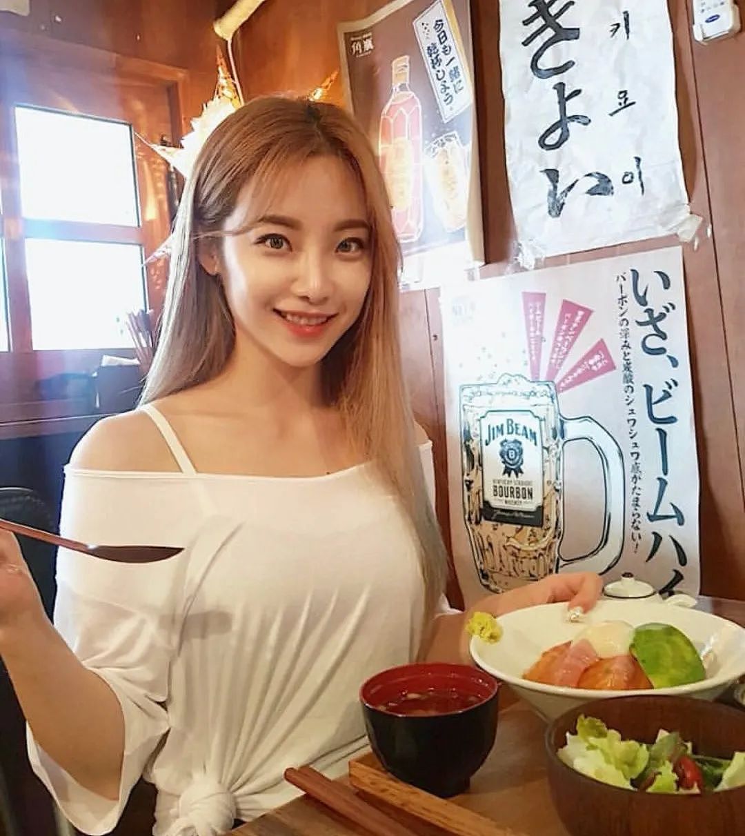 【美女】炸裂!韩国普拉提小姐姐一招引爆全网,这“致命身材”直接鲨疯啦(组图) - 33