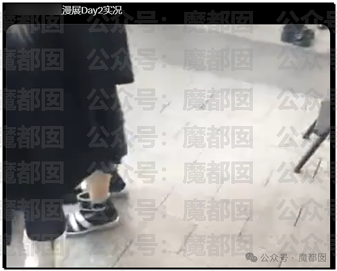 热搜第一!西安夜空不明物是什么?萤火虫漫展场外事件全解析(视频/组图) - 43