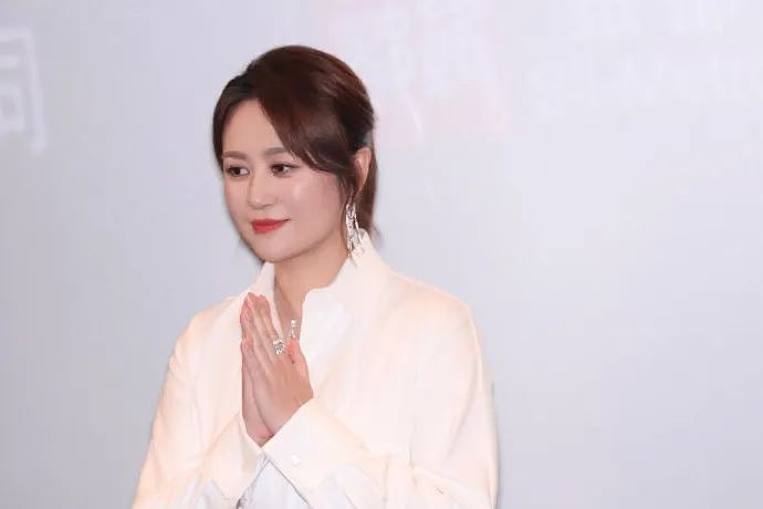 演员马丽崩溃哭诉:自己与沈腾被网暴10年(组图) - 3