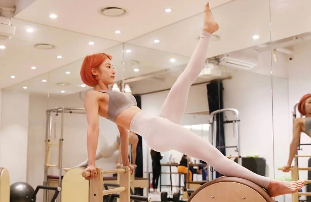 【美女】炸裂!韩国普拉提小姐姐一招引爆全网,这“致命身材”直接鲨疯啦(组图) - 22