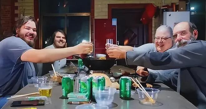 比利时一家五口定居贵州深山当农民，卖掉房产捐款200万，他们图什么（组图） - 5