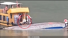 贵州游船侧翻增至9死：突然电闪雷鸣下起暴雨加冰雹（图）