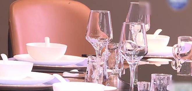 酒店经理把自己支付宝账户改成酒店,江苏一顾客订8万婚宴被私吞4.5万,律师分析(组图) - 1