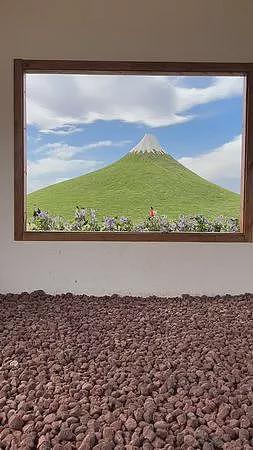 中国山寨富士山爆红， “土堆涂白漆” 网友怒批（组图） - 3