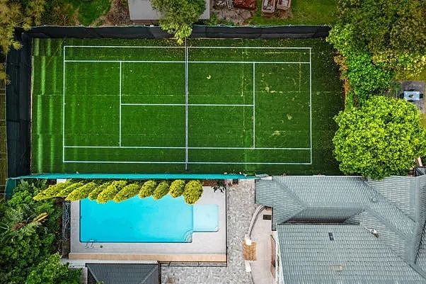 家庭斥资 648 万购置带网球场的Homebush住宅（组图） - 1