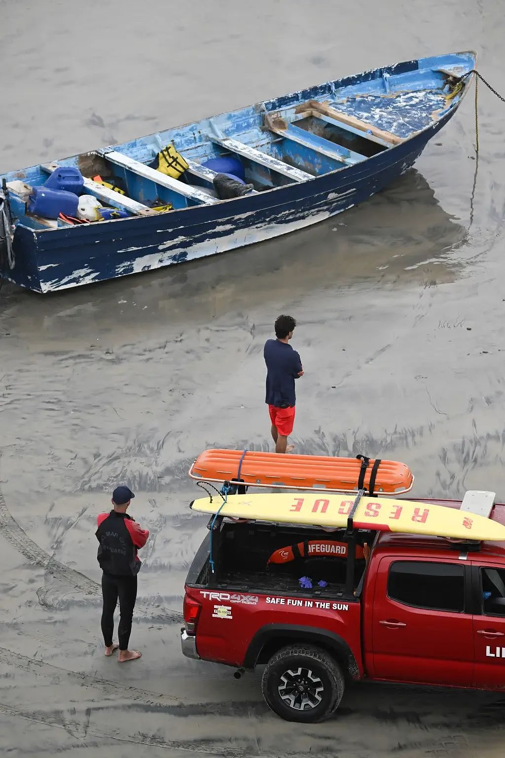 3死9失踪，渔船翻覆！豪华游艇沉没，网红高呼：“泰坦尼克重现”（组图） - 2