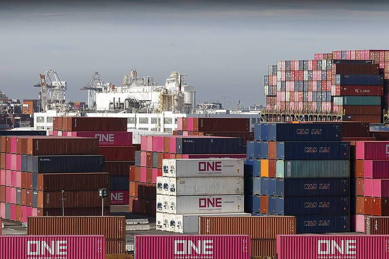 风暴来临前的宁静，警告：美国运输业将崩盘（图） - 1