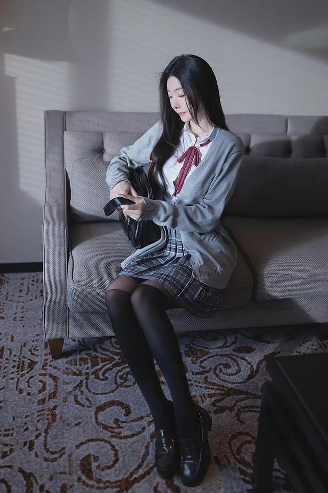 【美女】妹子身材高挑,性感妩媚,不一样的视觉享受,这谁看了不喜欢(组图) - 4