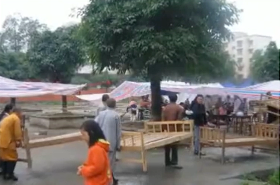 08年地震，一和尚连破杀生、荤腥、女色三戒，寺庙迎来108名罗汉娃，如今怎样了（组图） - 4