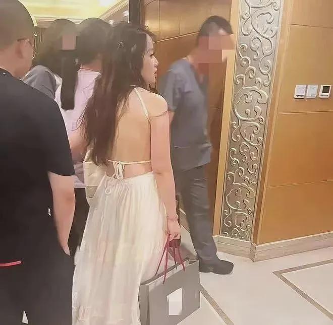 屠呦呦敌不过北京协和董小姐(组图) - 1