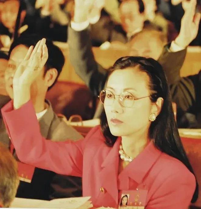 TVB传奇“阿姐”居然是上海人！生在崇明长在青浦，一开口就是地道上海话（组图） - 15
