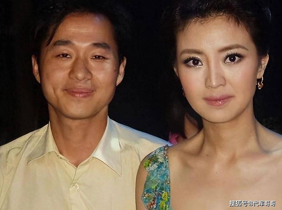 涂经纬：和撒贝宁同居多年，转身投入富家怀抱，如今...（组图） - 6